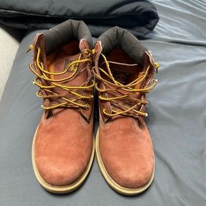 Youth size 6 Timberland boots